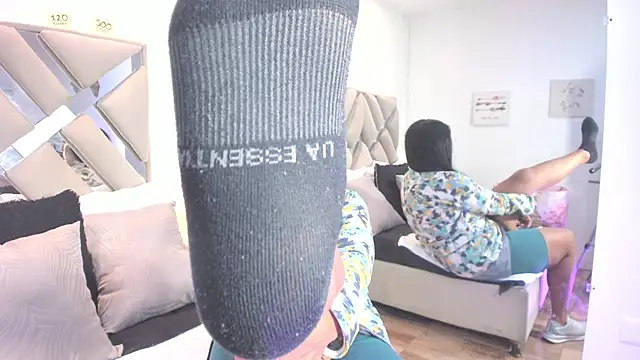 raquell moore online show from 11/28/25, 12:27