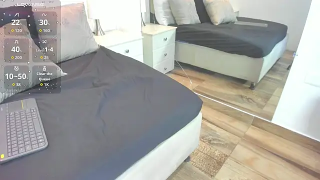 raquell moore online show from 01/19/26, 02:43