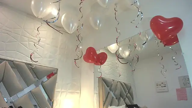 raquell moore online show from 02/14/26, 12:49