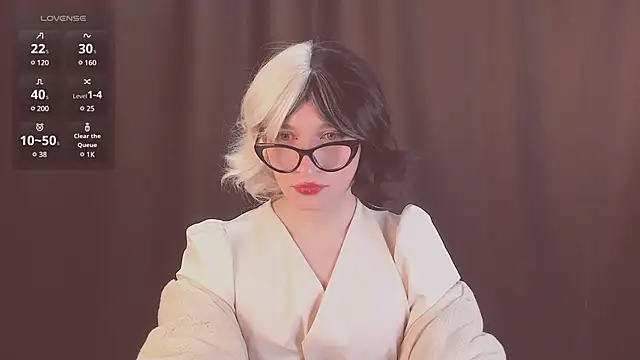 foxy jpg online show from 02/28/25, 09:12