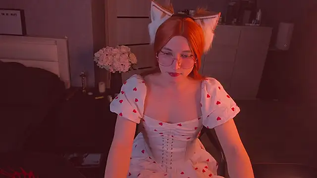 foxy jpg online show from 11/08/25, 10:24