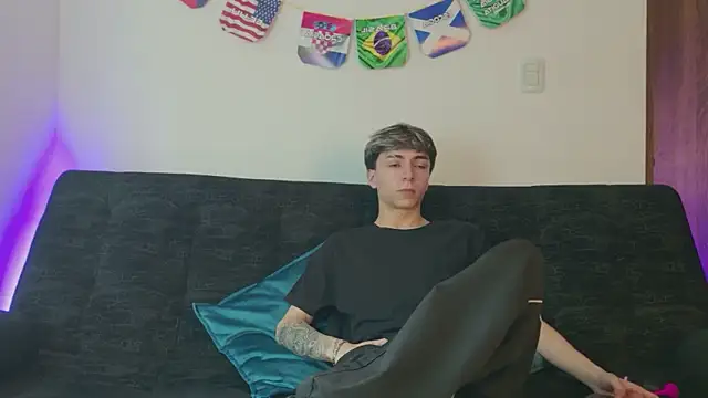 Snapshot of ethan_and_ava chatting on 07/17/26, 12:24 ethan and ava online show from 07/17/26, 12:24
