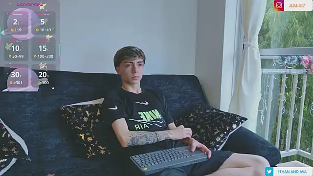 ethan and ava online show from 12/19/25, 12:51