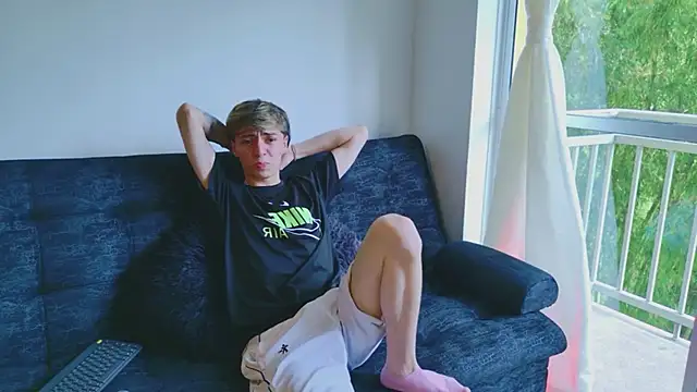 ethan and ava online show from 10/02/25, 02:42