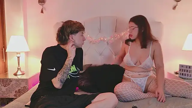 ethan and ava online show from 09/25/25, 03:01