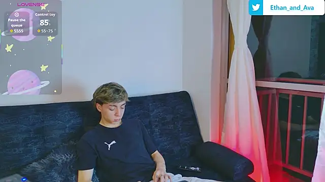 ethan and ava online show from 10/02/25, 02:37