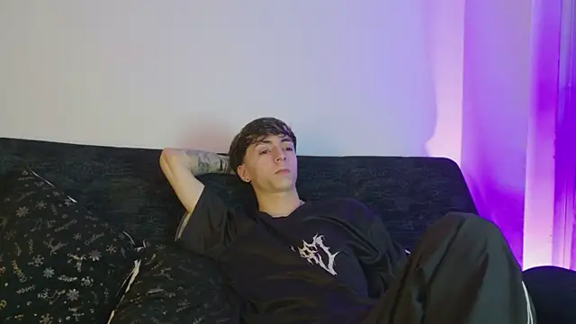 ethan and ava online show from 02/20/26, 02:19