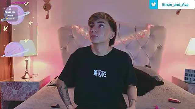 ethan and ava online show from 09/21/25, 12:43