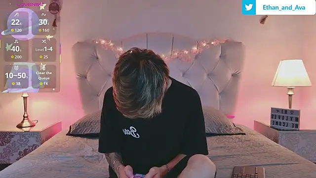 ethan and ava online show from 09/20/25, 01:27