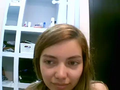 Snapshot of VittoriaTaylor chatting on 03/19/25, 12:48 VittoriaTaylor online show from 03/19/25, 12:48