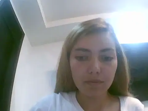 VittoriaTaylor online show from 02/26/26, 04:51