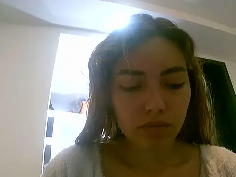 VittoriaTaylor online show from 03/23/26, 08:08