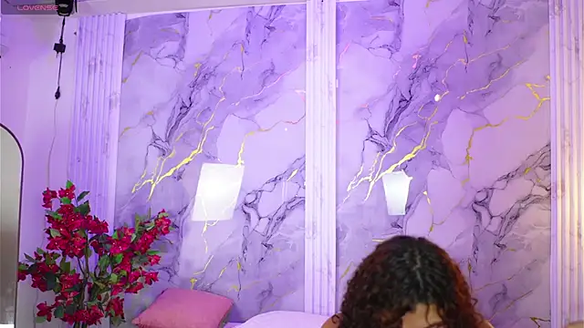 vanilla hot online show from 09/20/25, 07:52