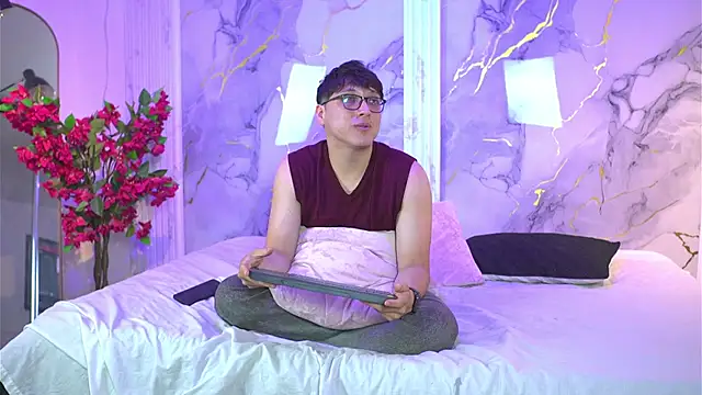 vanilla hot online show from 10/30/25, 01:31