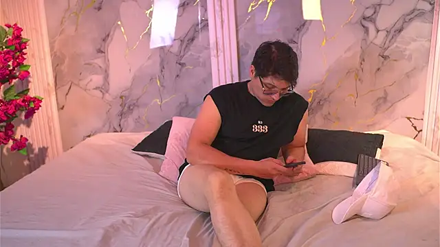 vanilla hot online show from 11/27/25, 08:20