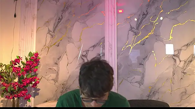 vanilla hot online show from 11/21/25, 08:08