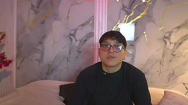 vanilla hot online show from 10/29/25, 01:43