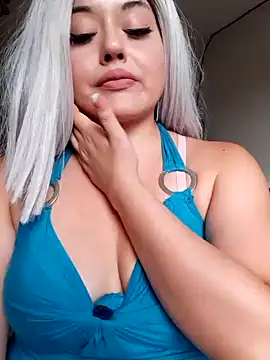 monicavictoria1301 online show from 02/18/25, 10:36