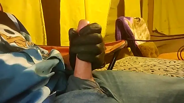 bwcbeat83 online show from 11/06/25, 01:20