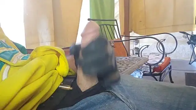 bwcbeat83 online show from 02/15/26, 12:00