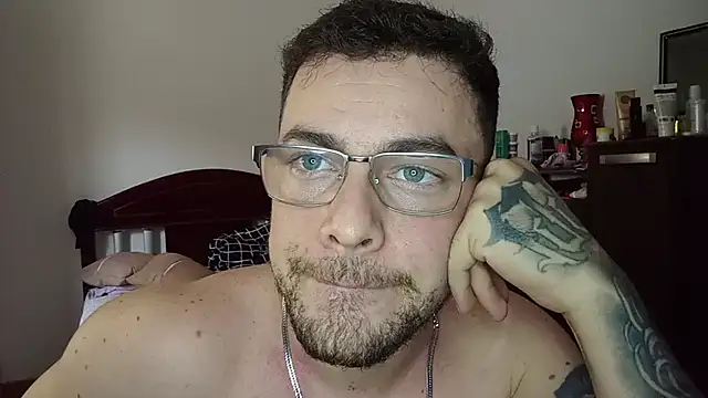 Dyllan   online show from 05/26/26, 02:15