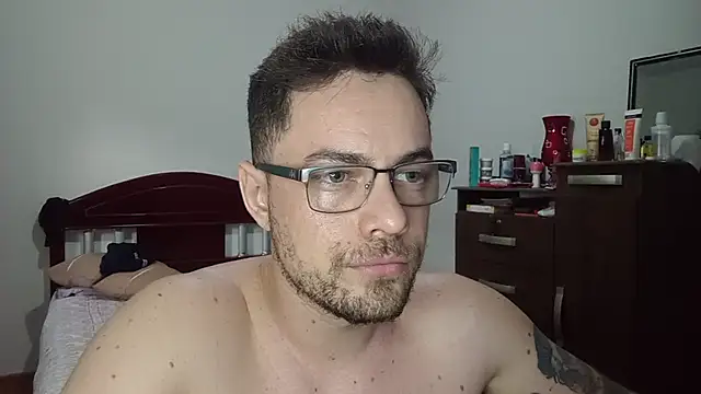 Dyllan   online show from 05/27/26, 03:08