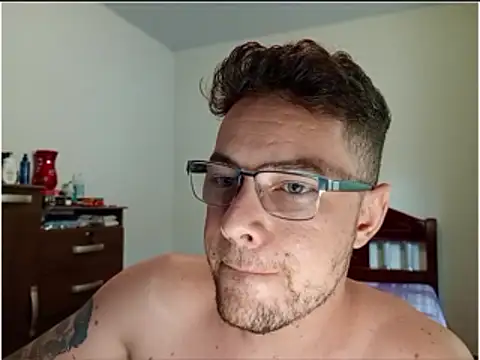 Dyllan   online show from 04/13/26, 03:49