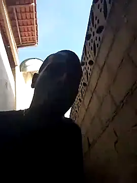 Snapshot of 1662 chatting on 11/03/25, 09:46 1662 online show from 11/03/25, 09:46