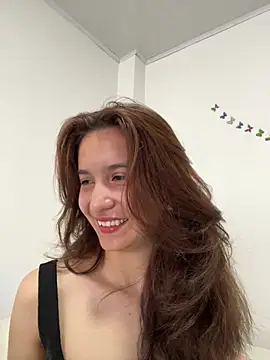 Snapshot of Bella_still chatting on 07/18/26, 01:41 Bella still online show from 07/18/26, 01:41