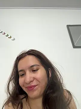 Bella still online show from 06/03/26, 02:33
