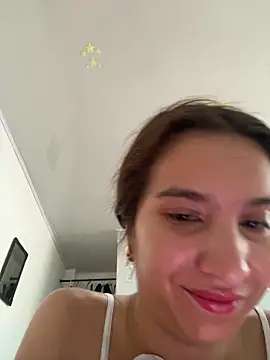 Bella still online show from 04/07/26, 02:08