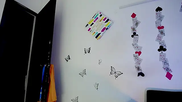 Snapshot of Brendaajames chatting on 02/11/25, 12:36 Brendaajames online show from 02/11/25, 12:36