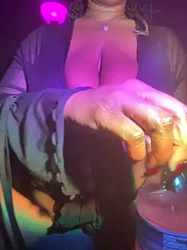 xoxoHotCoCo online show from 02/19/25, 03:50