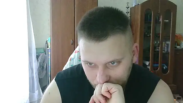 Snapshot of HunterOnBoobs chatting on 02/15/25, 01:05 HunterOnBoobs online show from 02/15/25, 01:05