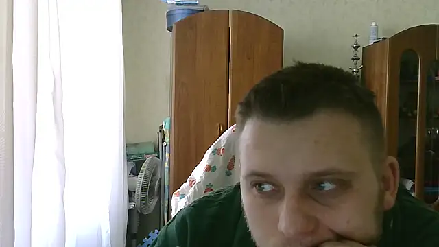 Snapshot of HunterOnBoobs chatting on 02/27/25, 12:56 HunterOnBoobs online show from 02/27/25, 12:56