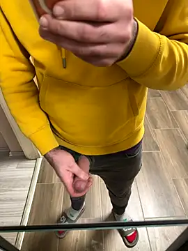 Klaus298 online show from 12/19/25, 04:09