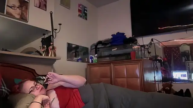 assntitz333 online show from 11/22/25, 07:51