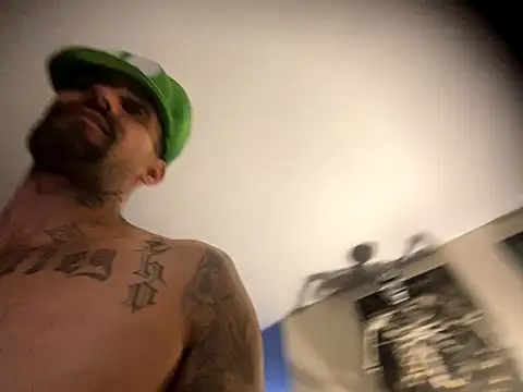 hornycouple818 online show from 11/15/25, 04:11