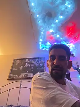 hornycouple818 online show from 11/09/25, 05:33