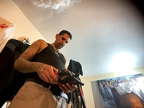 hornycouple818 online show from 11/23/25, 10:47