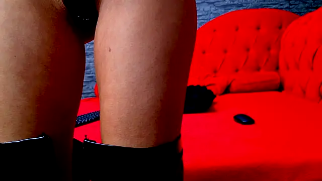 SelenaNoir online show from 12/21/25, 05:20