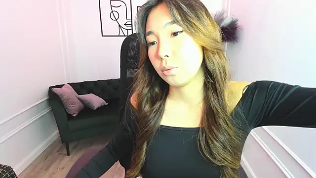 Snapshot of AnnaReyla chatting on 10/07/25, 11:11 AnnaReyla online show from 10/07/25, 11:11