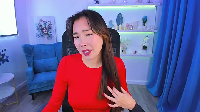 Snapshot of AnnaReyla chatting on 10/12/25, 11:44 AnnaReyla online show from 10/12/25, 11:44