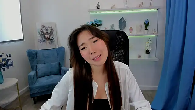 Snapshot of AnnaReyla chatting on 09/28/25, 07:21 AnnaReyla online show from 09/28/25, 07:21