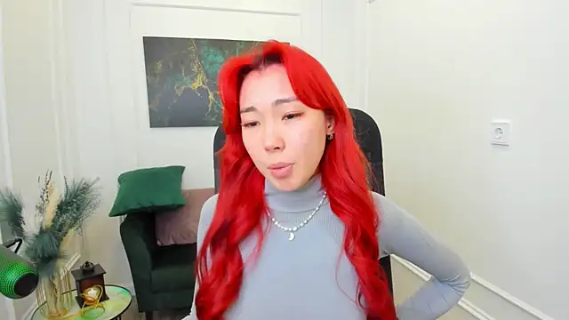 AnnaReyla online show from 04/29/26, 12:53