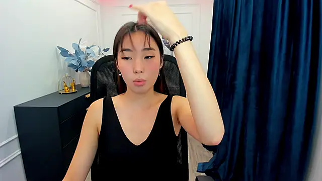 Snapshot of AnnaReyla chatting on 09/29/25, 07:52 AnnaReyla online show from 09/29/25, 07:52