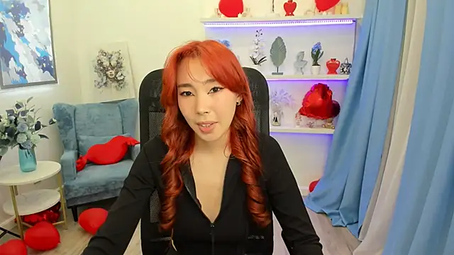 AnnaReyla online show from 02/13/26, 11:10