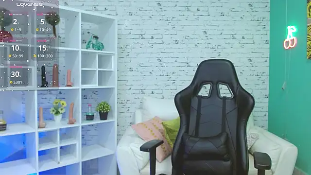 miss honey01 online show from 10/22/25, 10:52