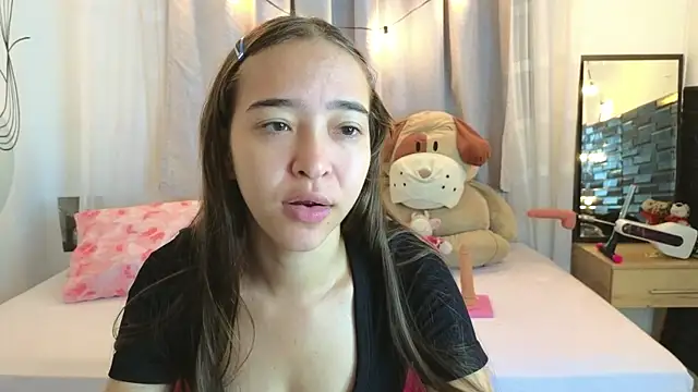 SERAFINA  online show from 12/05/25, 12:59