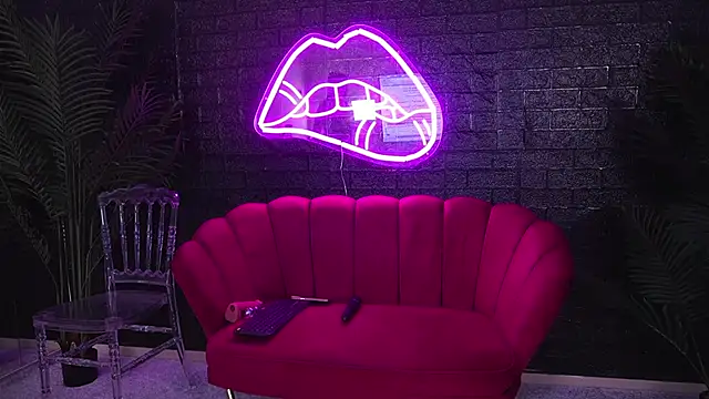 Annabellerise online show from 09/25/25, 04:18